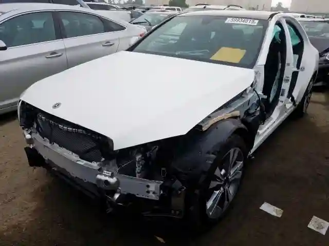 WDDWF4JB8JR416428 2018 MERCEDES-BENZ C 300-1
