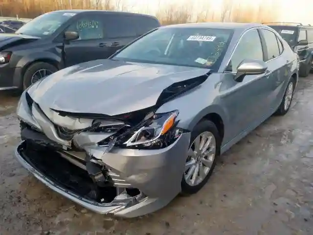 4T1B11HK2KU208857 2019 TOYOTA CAMRY L-1