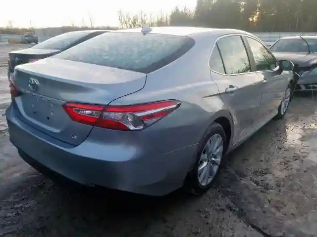 4T1B11HK2KU208857 2019 TOYOTA CAMRY L-3