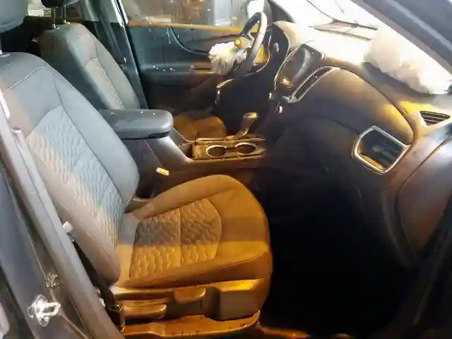 3GNAXSEV0JS547268 2018 CHEVROLET EQUINOX LT-4