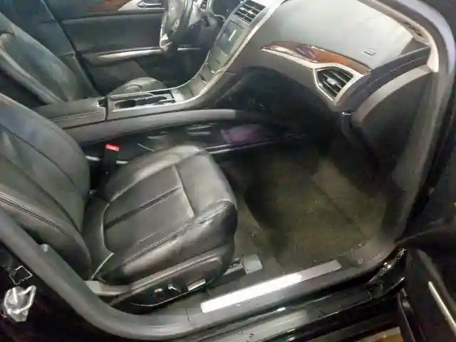 3LN6L2JK0GR634363 2016 LINCOLN MKZ-4