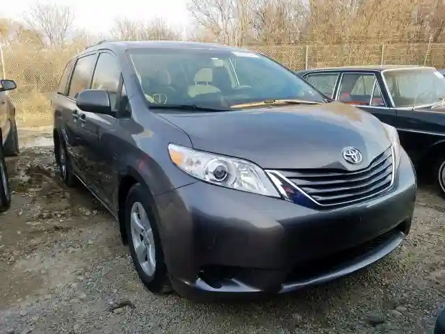5TDKZ3DC8HS843280 2017 TOYOTA SIENNA LE-0