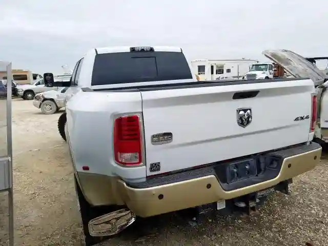 3C63RRNL3DG597213 2013 RAM 3500 LONGHORN-2