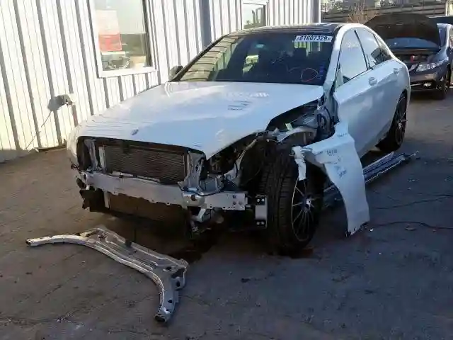 55SWF4KB5GU176051 2016 MERCEDES-BENZ C 300 4MATIC-1