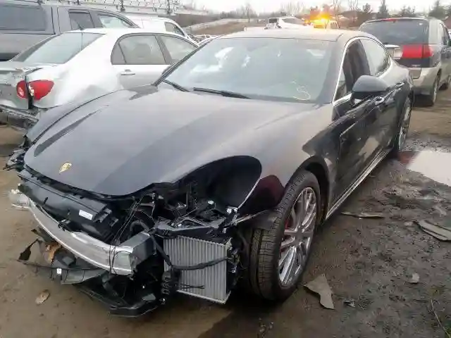 WP0AB2A77JL199182 2018 PORSCHE PANAMERA 4S-1