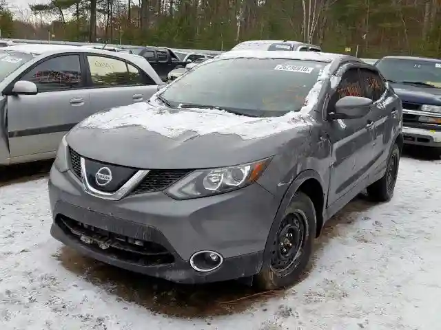 JN1BJ1CP6JW158476 2018 NISSAN ROGUE SPORT S-1