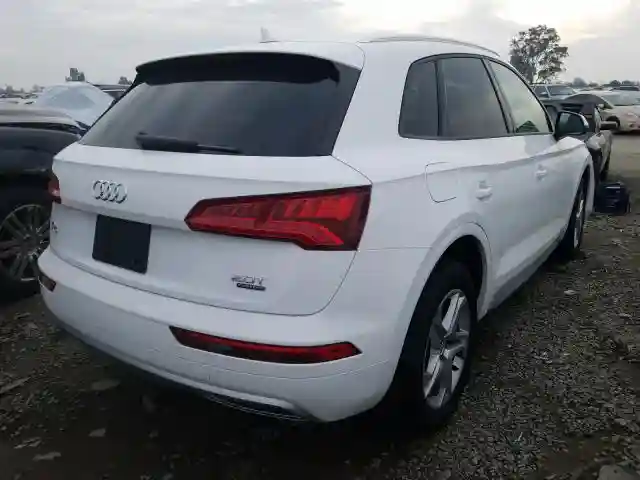 WA1ANAFY5J2129165 2018 AUDI Q5 PREMIUM-3