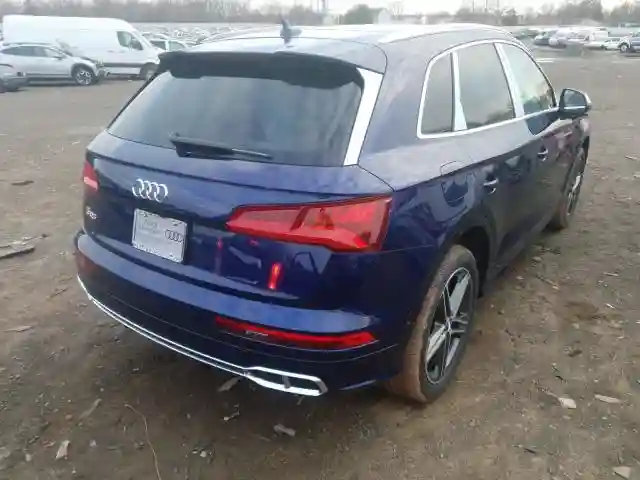 WA1B4AFY7L2028431 2020 AUDI SQ5 PREMIUM PLUS-3