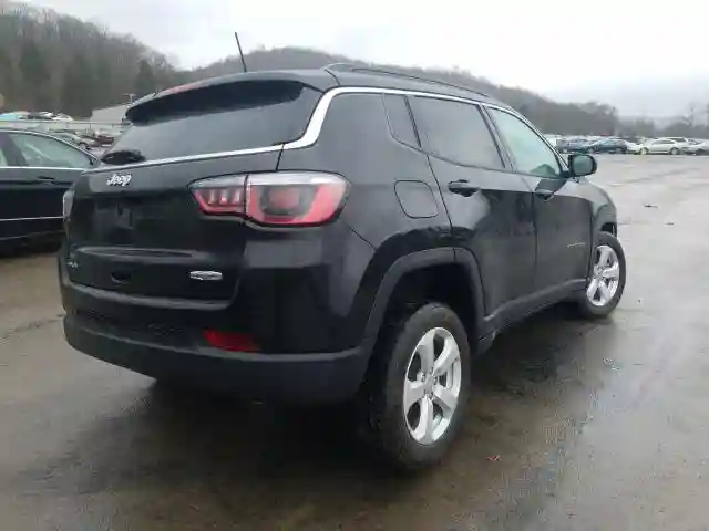 3C4NJDBB5KT828981 2019 JEEP COMPASS LATITUDE-3