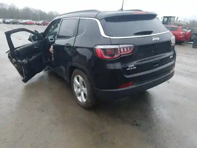 3C4NJDBB5KT828981 2019 JEEP COMPASS LATITUDE-2