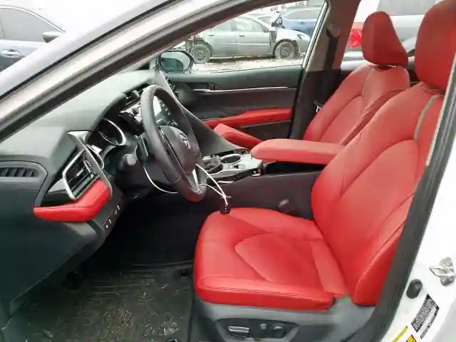 4T1B61HK8KU268644 2019 TOYOTA CAMRY XSE-4