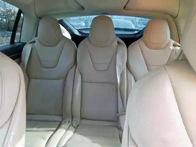 5YJXCAE27GF004242 2016 TESLA MODEL X-5