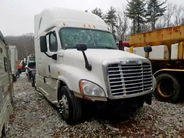 1FUJGLD52ELFP1823 2014 FREIGHTLINER CASCADIA 125-0