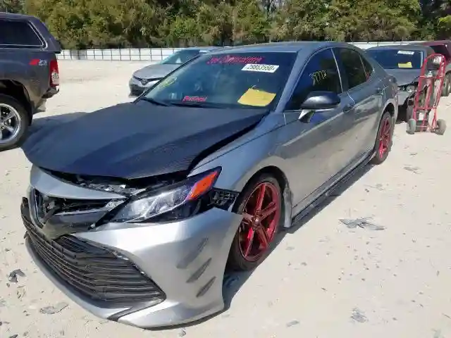 4T1B11HK2KU725558 2019 TOYOTA CAMRY L-1