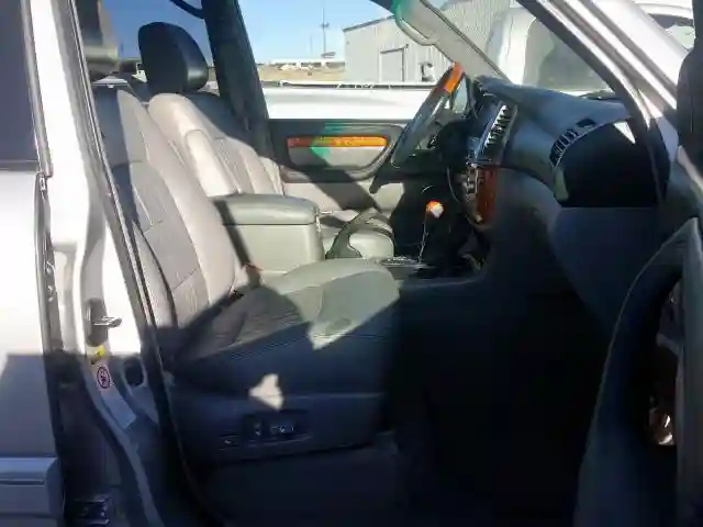 JTJHT00WX74023137 2007 LEXUS LX 470-4