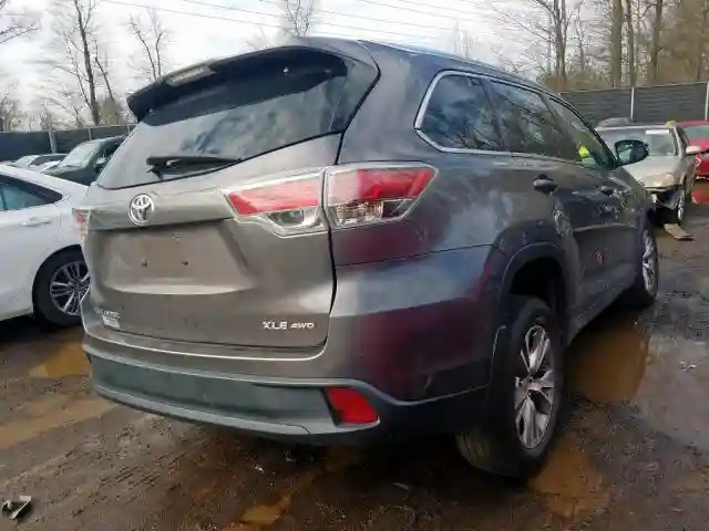 5TDJKRFH8FS220735 2015 TOYOTA HIGHLANDER XLE-3