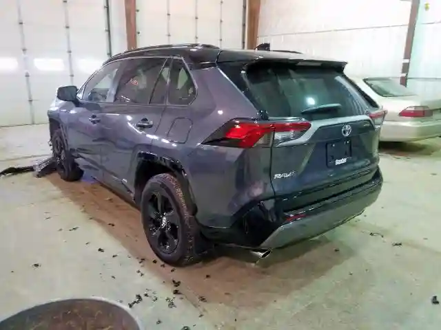 2T3EWRFV2KW030806 2019 TOYOTA RAV4 XSE-2