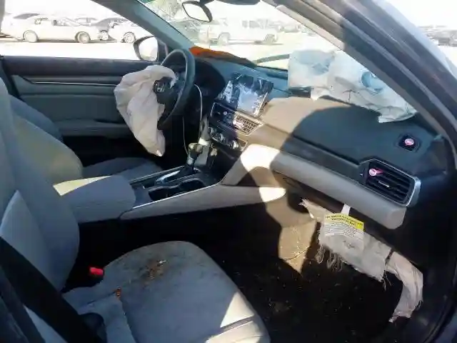 1HGCV1F19KA028592 2019 HONDA ACCORD LX-4