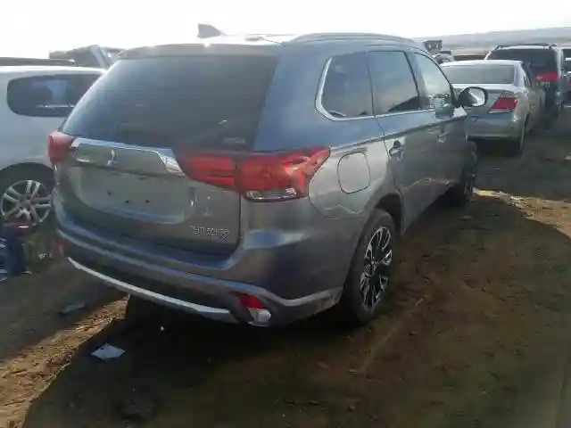 JA4J24A50JZ027500 2018 MITSUBISHI OUTLANDER SE-3