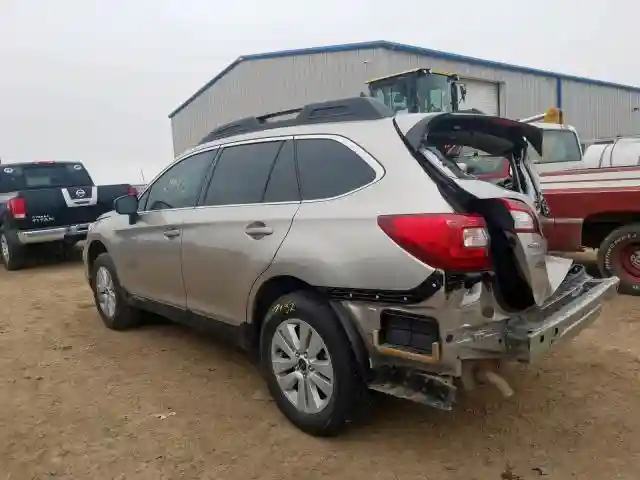 4S4BSAAC3J3304646 2018 SUBARU OUTBACK 2.5I-2