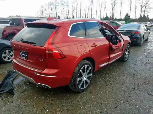 YV4A22RL2K1390942 2019 VOLVO XC60 T6 INSCRIPTION-3