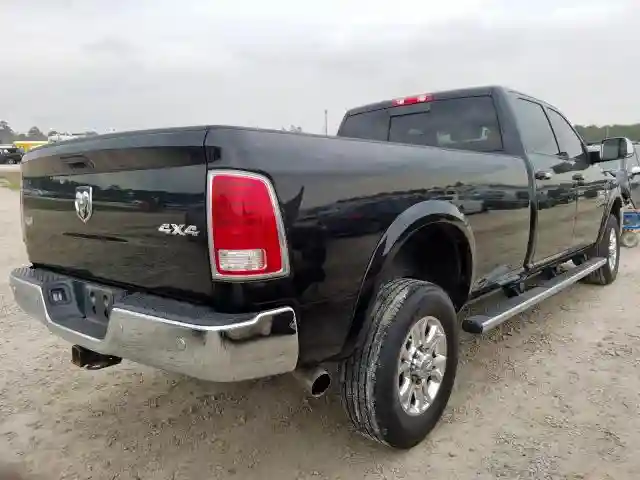 3C6UR5KL7JG148596 2018 RAM 2500 LARAMIE-3