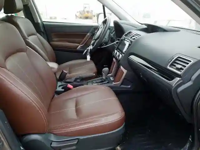 JF2SJGWC9JH580563 2018 SUBARU FORESTER 2.0XT TOURING-4