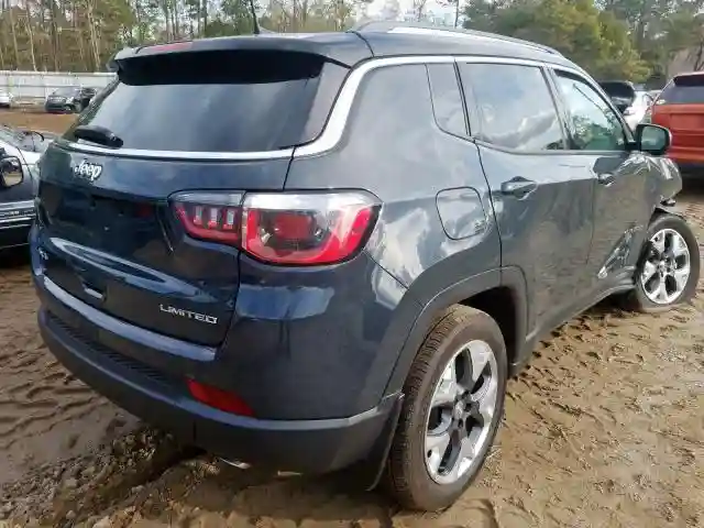 3C4NJDCB3JT436496 2018 JEEP COMPASS LIMITED-3