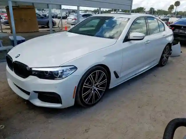 WBAJE5C56JG917895 2018 BMW 540 I-1