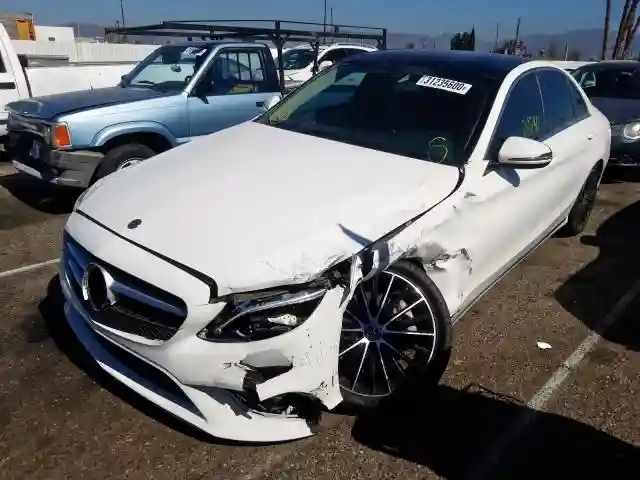 55SWF8DBXKU303888 2019 MERCEDES-BENZ C 300-1