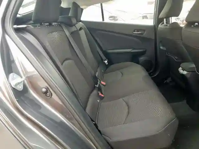 JTDKARFU4K3080182 2019 TOYOTA PRIUS-5