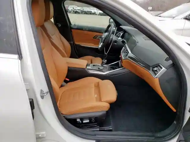 3MW5R7J0XL8B09897 2020 BMW 330XI-4