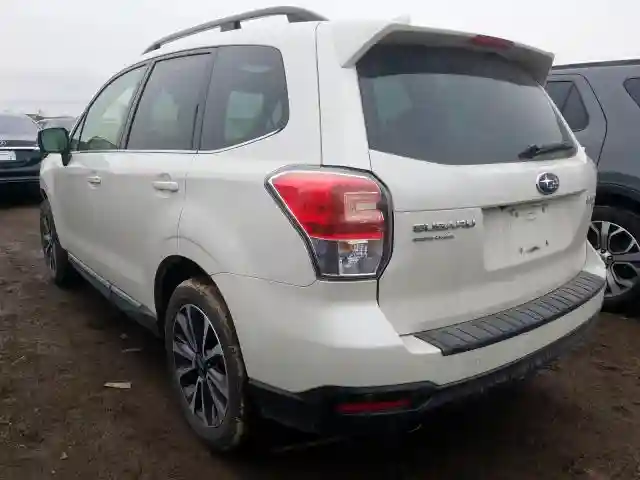JF2SJGWCXJH530366 2018 SUBARU FORESTER 2.0XT TOURING-2