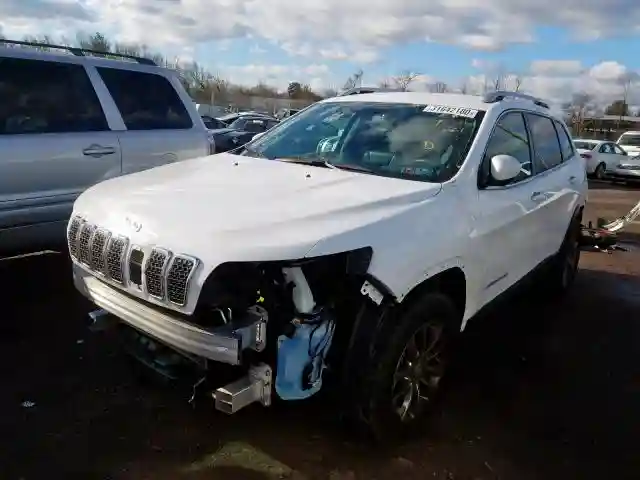 1C4PJMLX5KD413393 2019 JEEP CHEROKEE LATITUDE PLUS-1