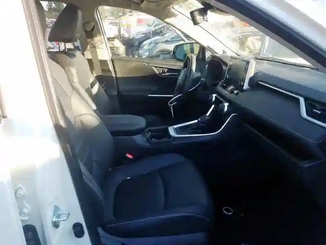 JTMY1RFV0KD517172 2019 TOYOTA RAV4 LIMITED-4