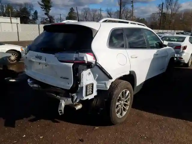 1C4PJMLX5KD413393 2019 JEEP CHEROKEE LATITUDE PLUS-3