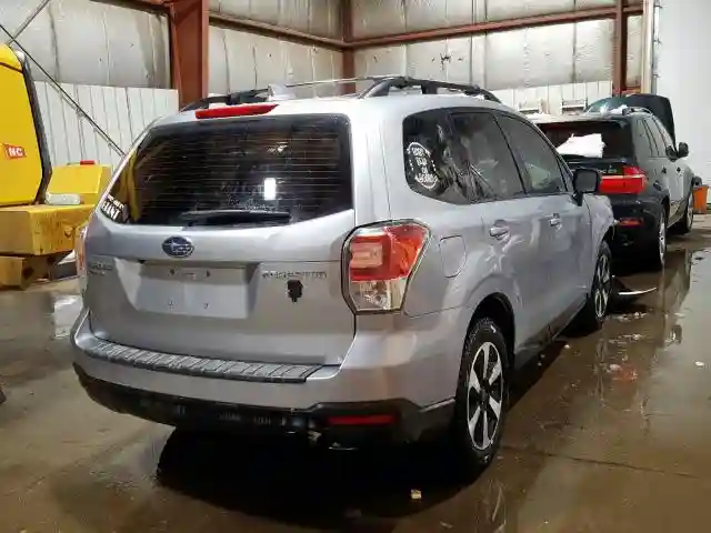 JF2SJABC3JH455786 2018 SUBARU FORESTER 2.5I-3