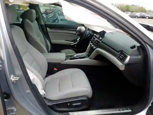 1HGCV3F90KA005090 2019 HONDA ACCORD TOURING HYBRID-4