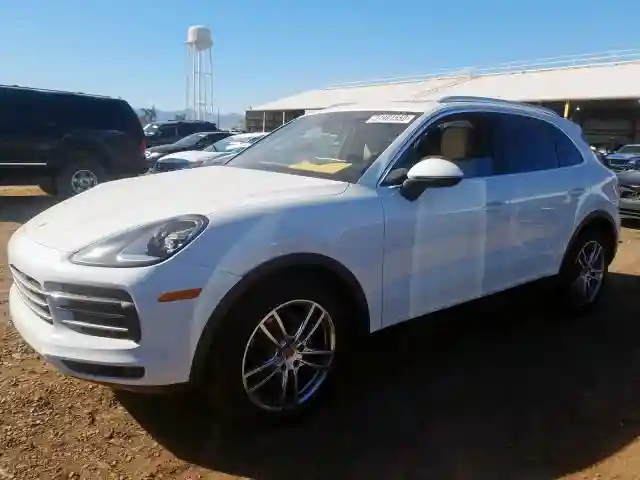 WP1AA2AY9KDA14622 2019 PORSCHE CAYENNE-1