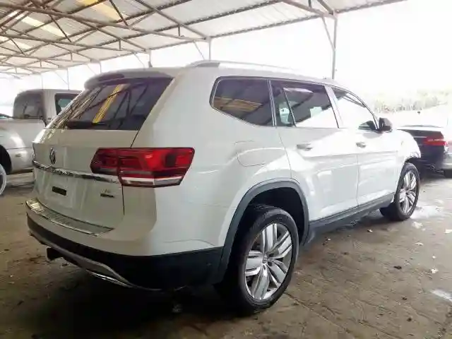 1V2UR2CA1KC565834 2019 VOLKSWAGEN ATLAS SE-3