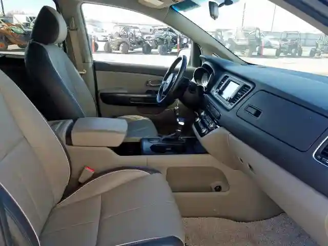 KNDMB5C19J6399325 2018 KIA SEDONA LX-4