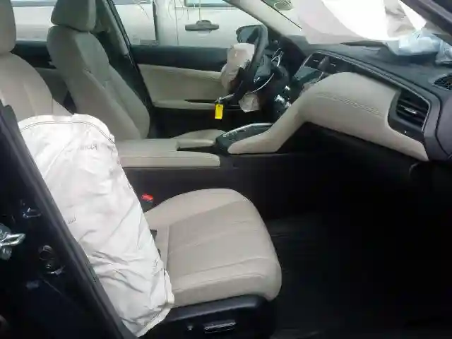 19XZE4F9XKE002435 2019 HONDA INSIGHT TOURING-4