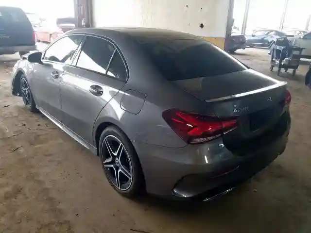 WDD3G4EB8KW001655 2019 MERCEDES-BENZ A 220 4MATIC-2