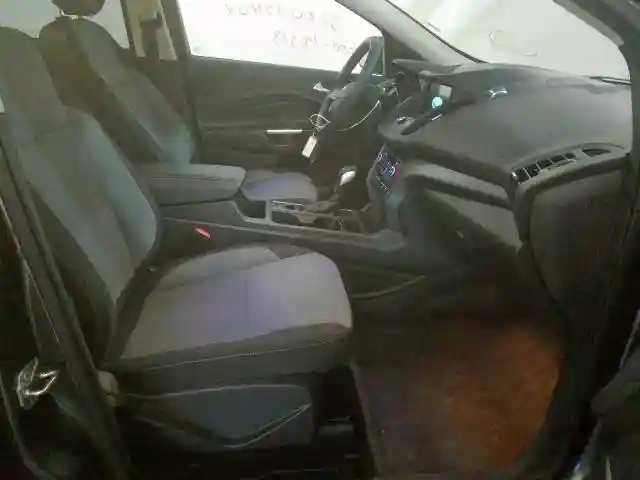 1FMCU9G99KUC08671 2019 FORD ESCAPE SE-4
