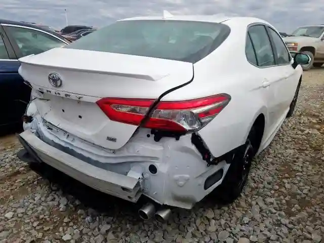 4T1G11AKXLU310280 2020 TOYOTA CAMRY SE-3