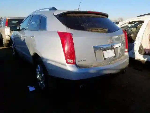 3GYFNBE34FS596011 2015 CADILLAC SRX LUXURY COLLECTION-2