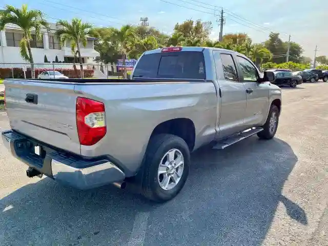 5TFRM5F19JX133860 2018 TOYOTA TUNDRA DOUBLE CAB SR/SR5-3