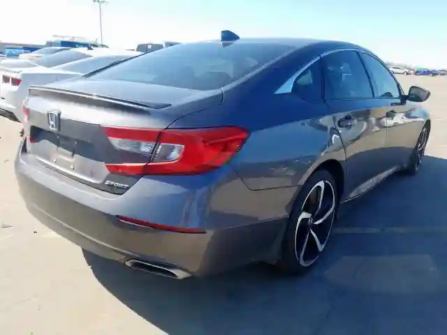 1HGCV1F35JA150009 2018 HONDA ACCORD SPORT-3