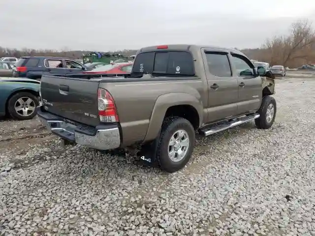 5TFLU4ENXDX059504 2013 TOYOTA TACOMA DOUBLE CAB-3