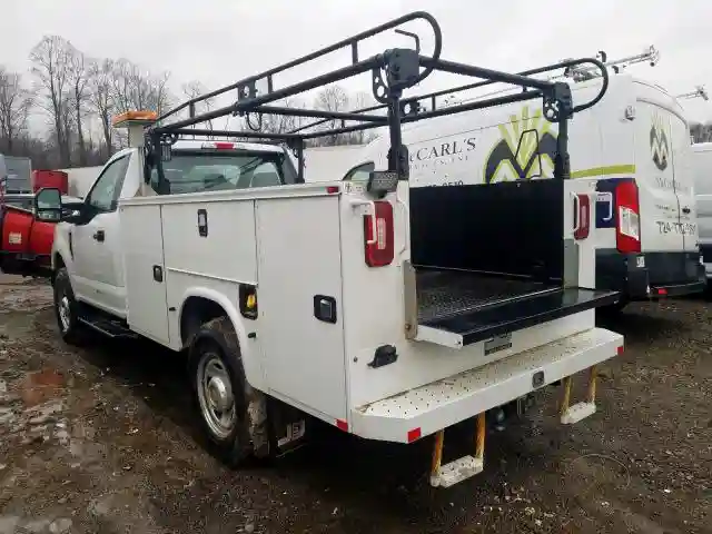 1FDRF3F60JEC11721 2018 FORD F350 SUPER DUTY-2